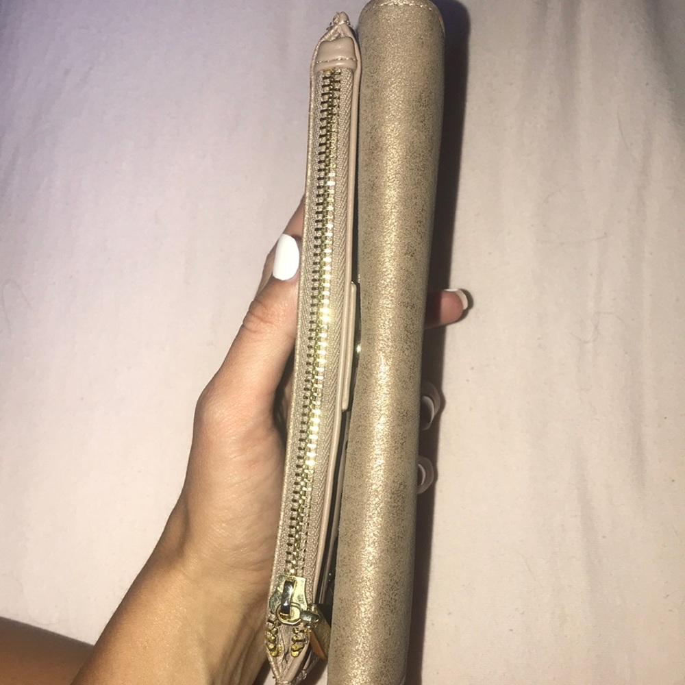Wallet - Picture 2 of 4